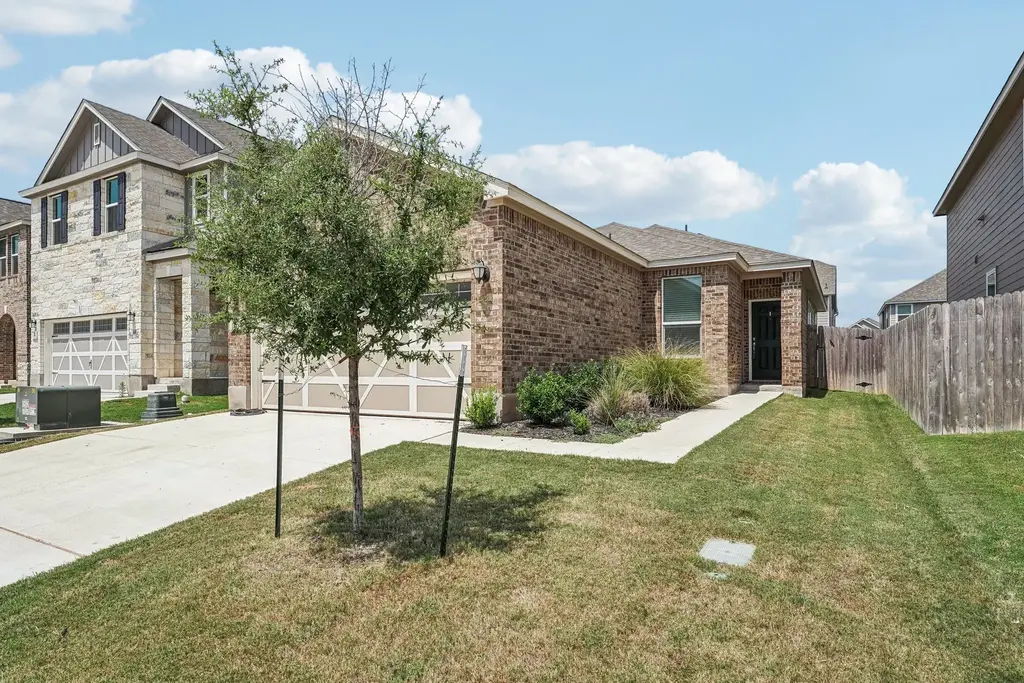 1123 Aronia Ln, Georgetown