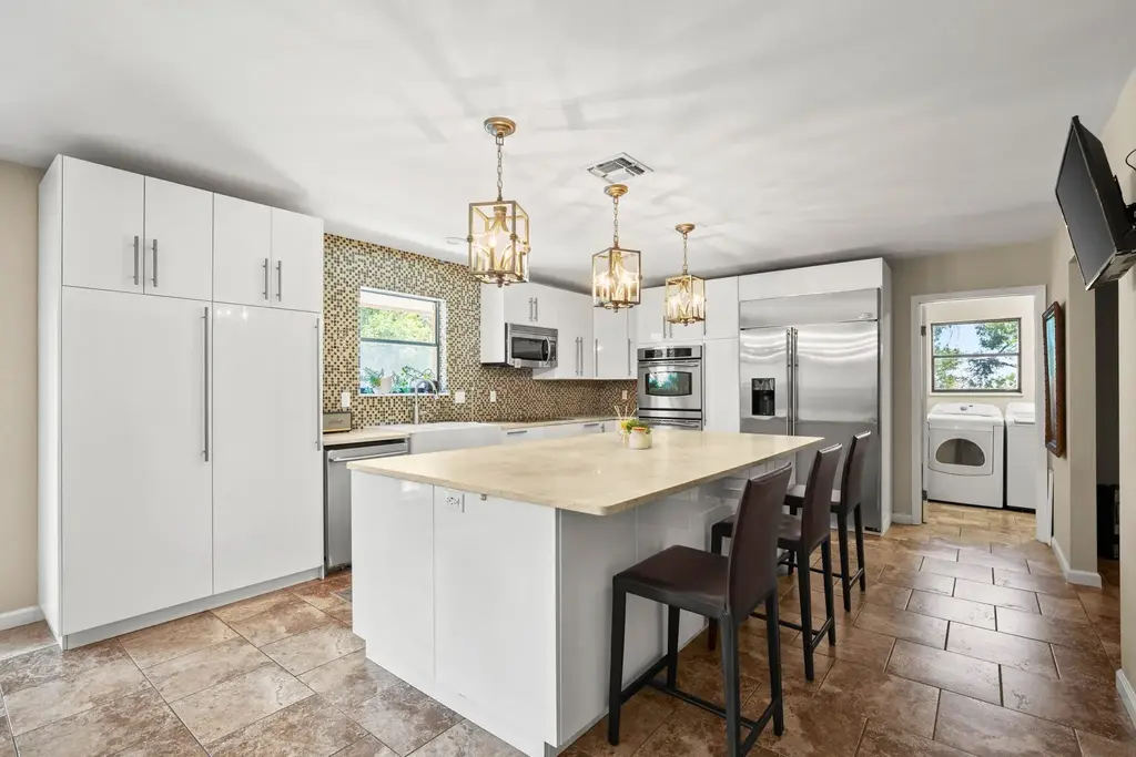 6005 Diamond Head Dr, Austin