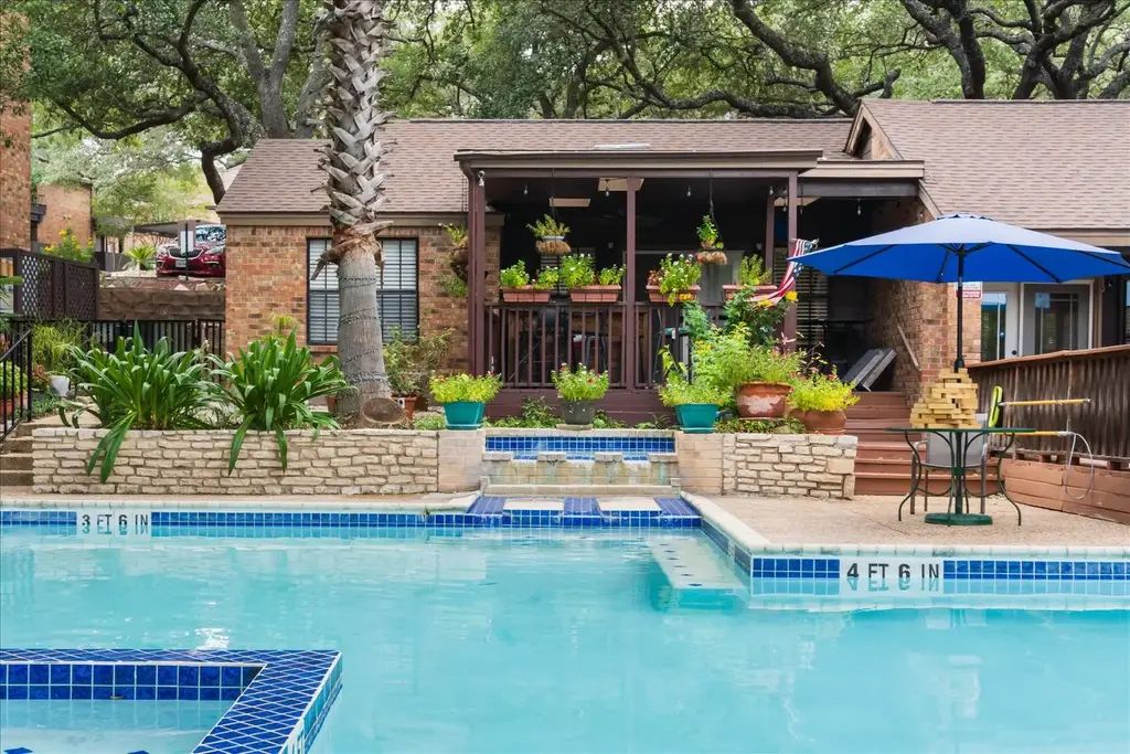 4212 Medical Dr 201, San Antonio