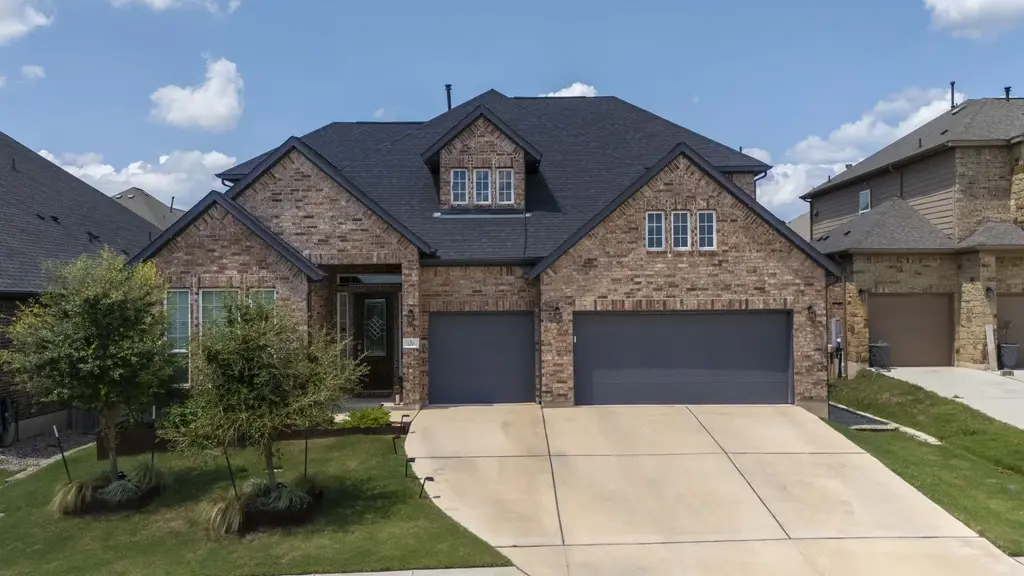 120 Ashleaf Dr, Buda