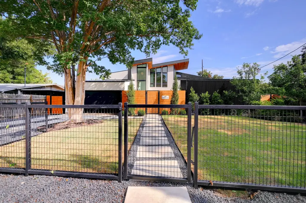 908 Chote Ave, Austin