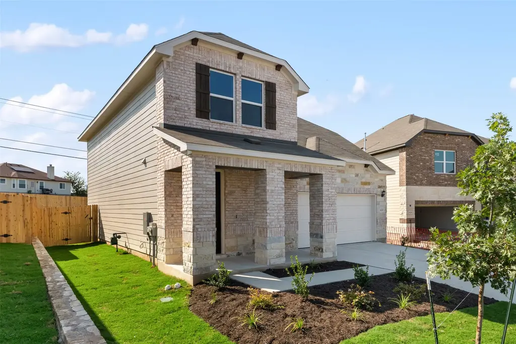 619 Palo Brea Loop, Hutto