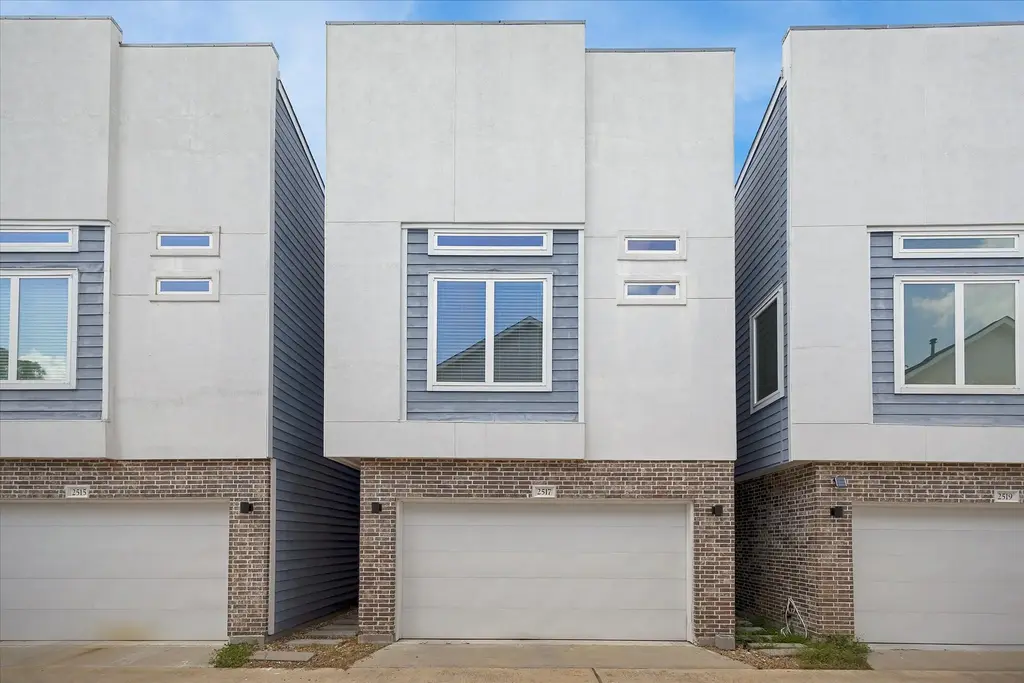 2517 Hollister St, Houston