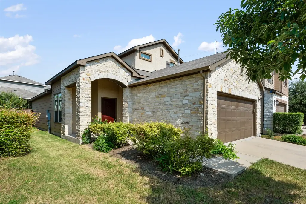 9302 Tanager Way, Austin