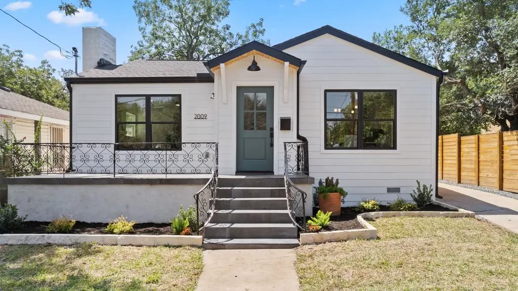 2009 Hamilton Ave, Austin