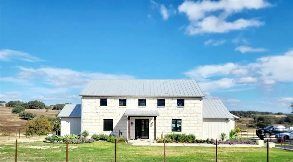 621 Stanton Road, Johnson City
