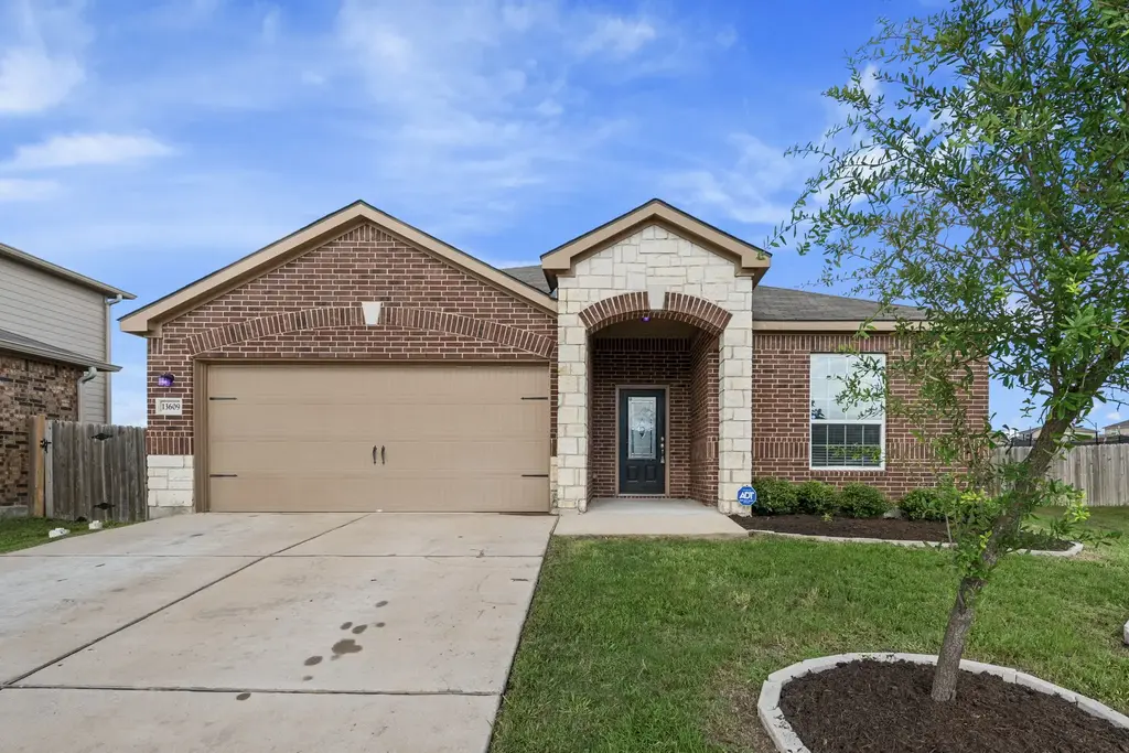 13609 Henry A. Wallace Ln, Manor