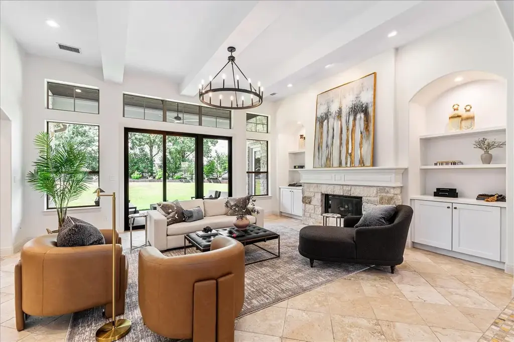213 Black Wolf Run, Austin
