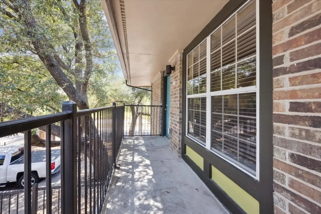 7685 Northcross Dr 1024, Austin