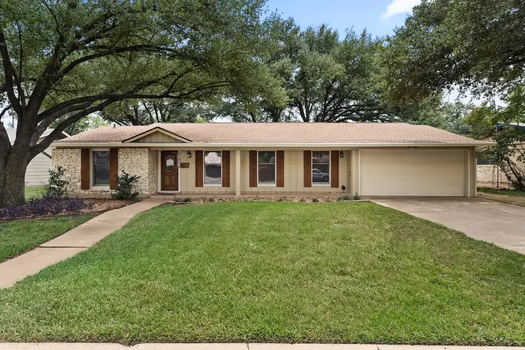 3103 Skylark Dr, Austin