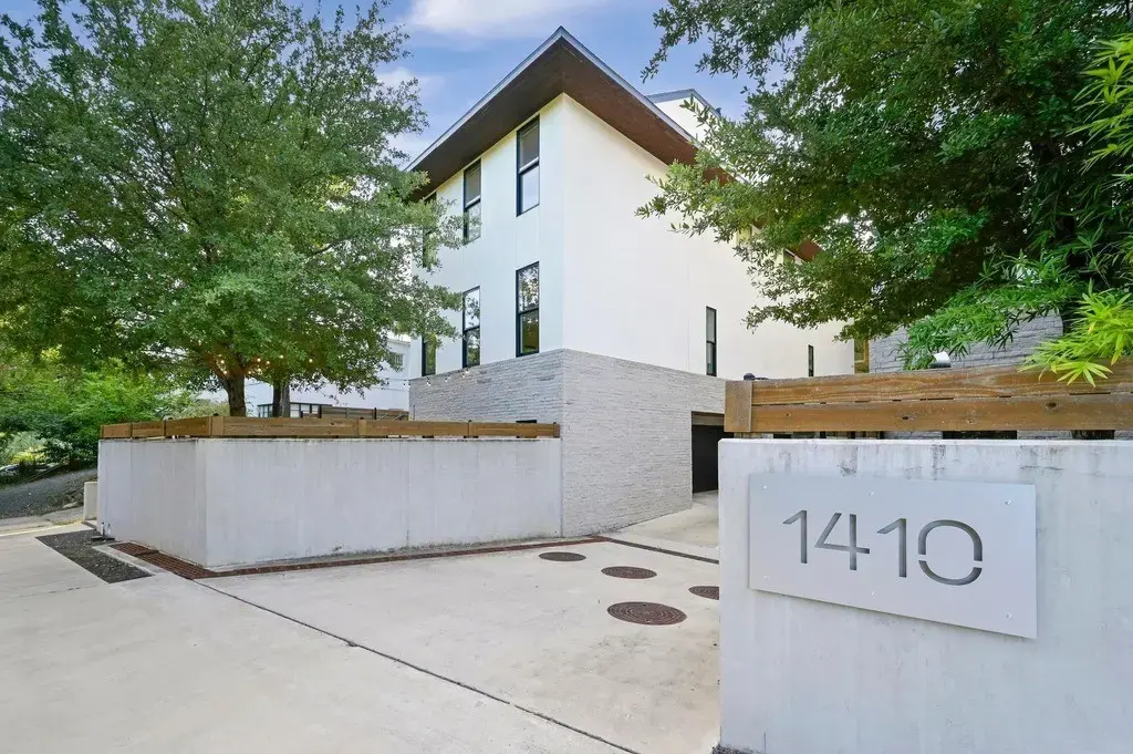 1410 Woodlawn Blvd C, Austin