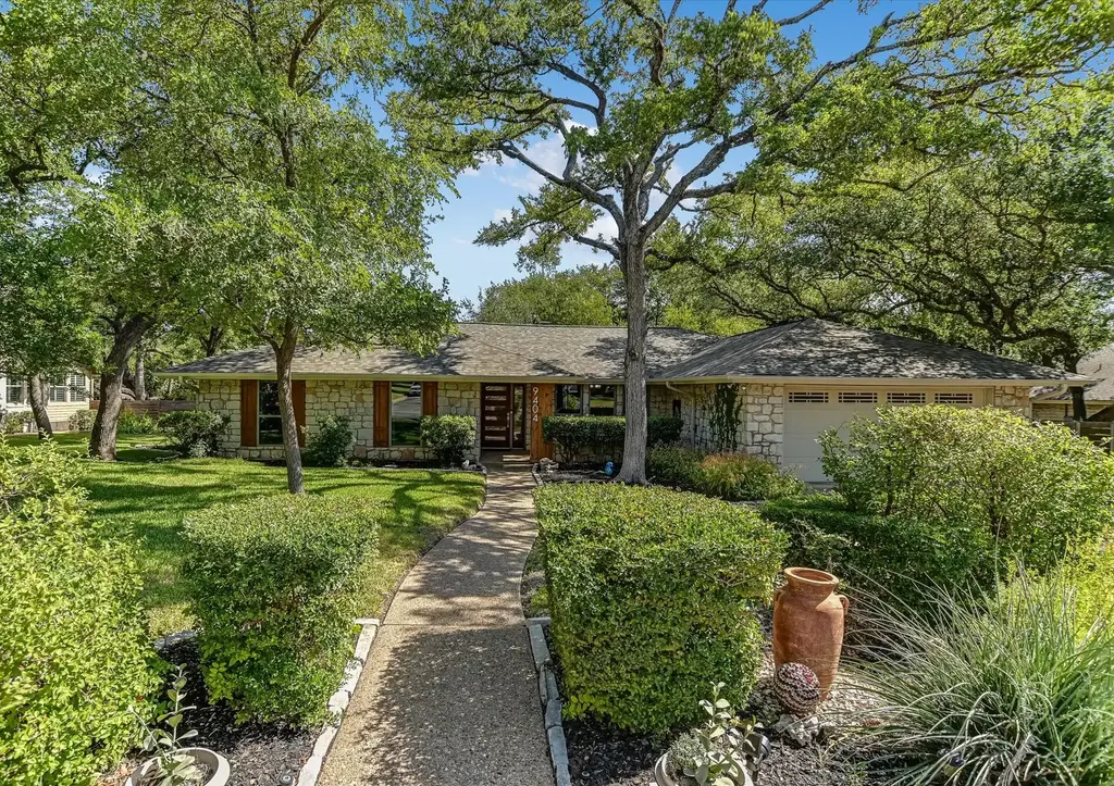 9404 Topridge Dr, Austin
