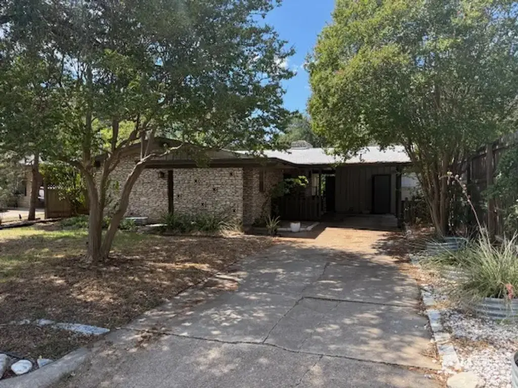 6602 Laird Dr, Austin