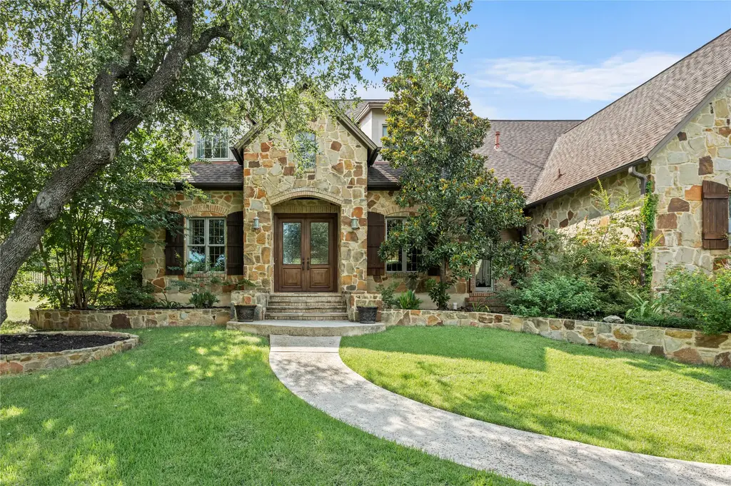 571 Polo Club Dr, Austin