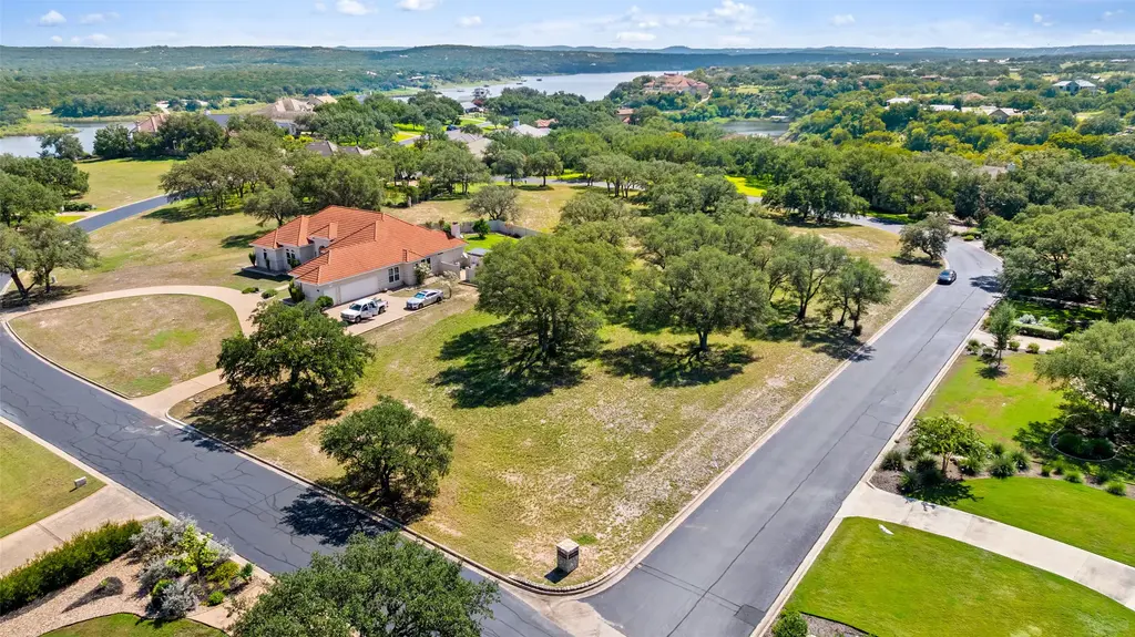 26309 Countryside Dr, Spicewood