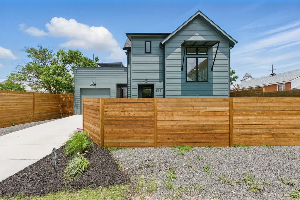 2105 Sl Davis Ave #2, Austin