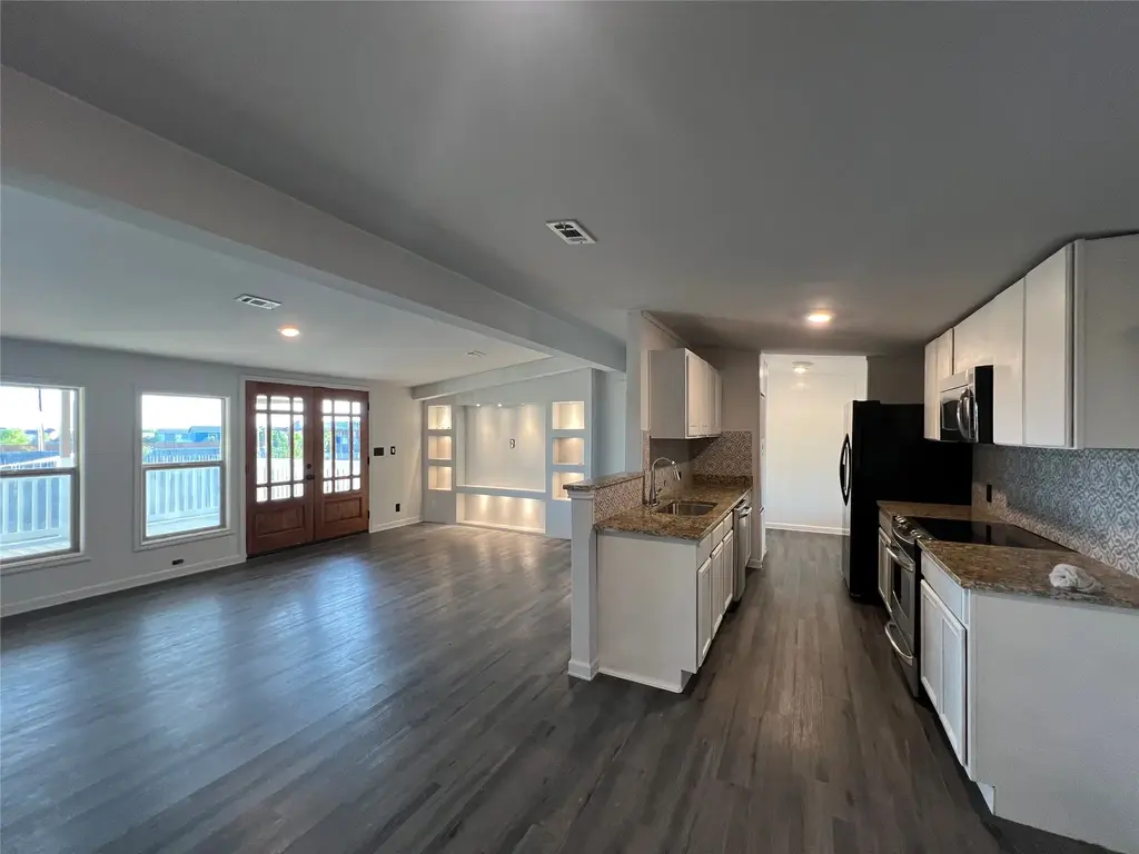 120 Scarlet Ibis Pass, Del Valle