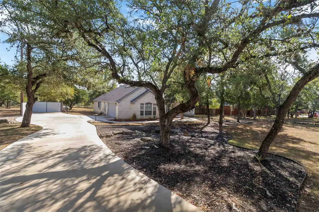 1014 Mountain View Dr, San Marcos