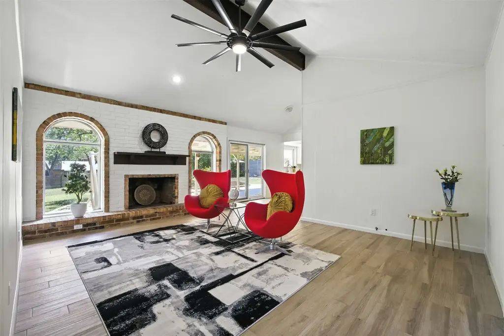 6923 Scenic Brook Dr, Austin