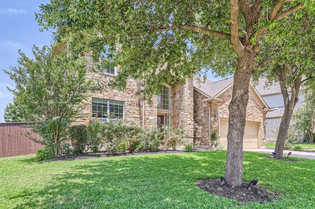 4349 Green Tree Dr, Round Rock