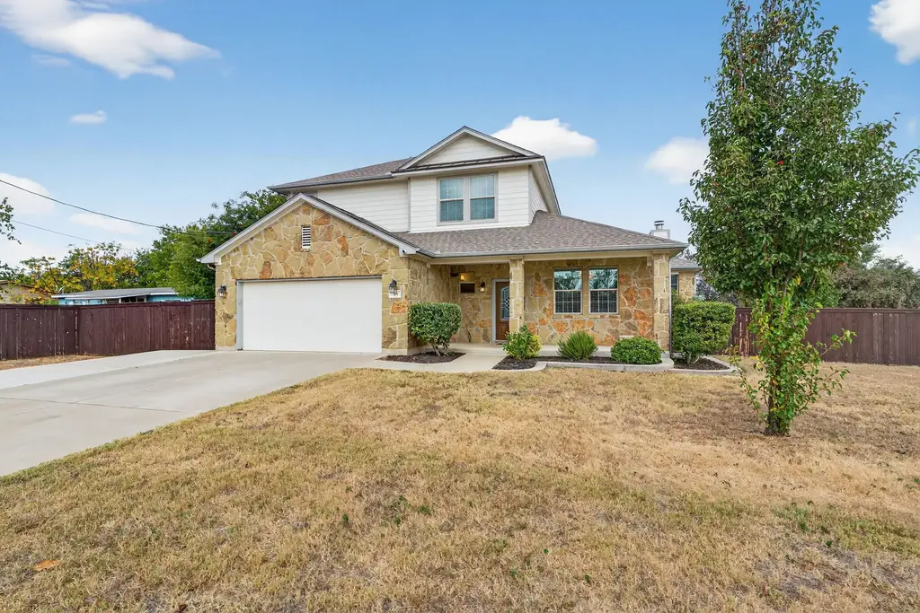 201 Seminole Rd, Leander