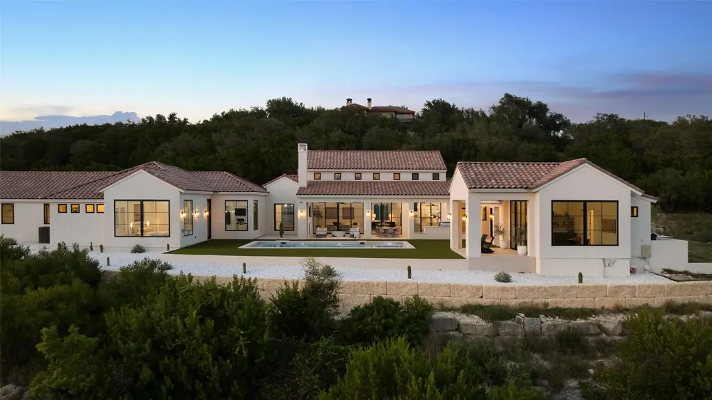 1716 Windy Walk Cv, Spicewood