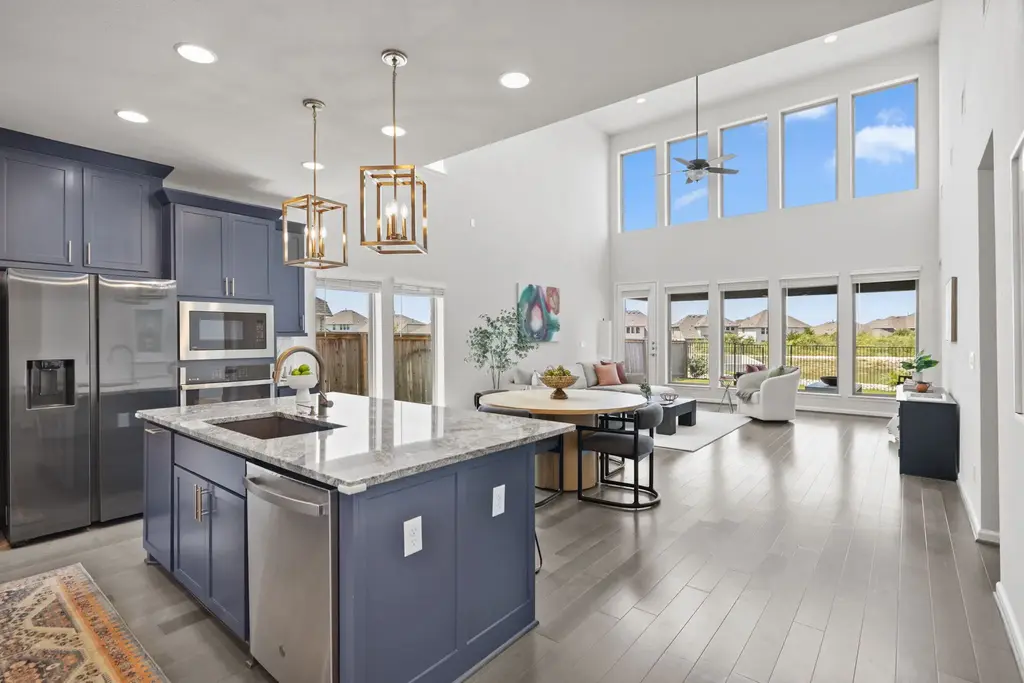 14400 Kira Ln, Manor