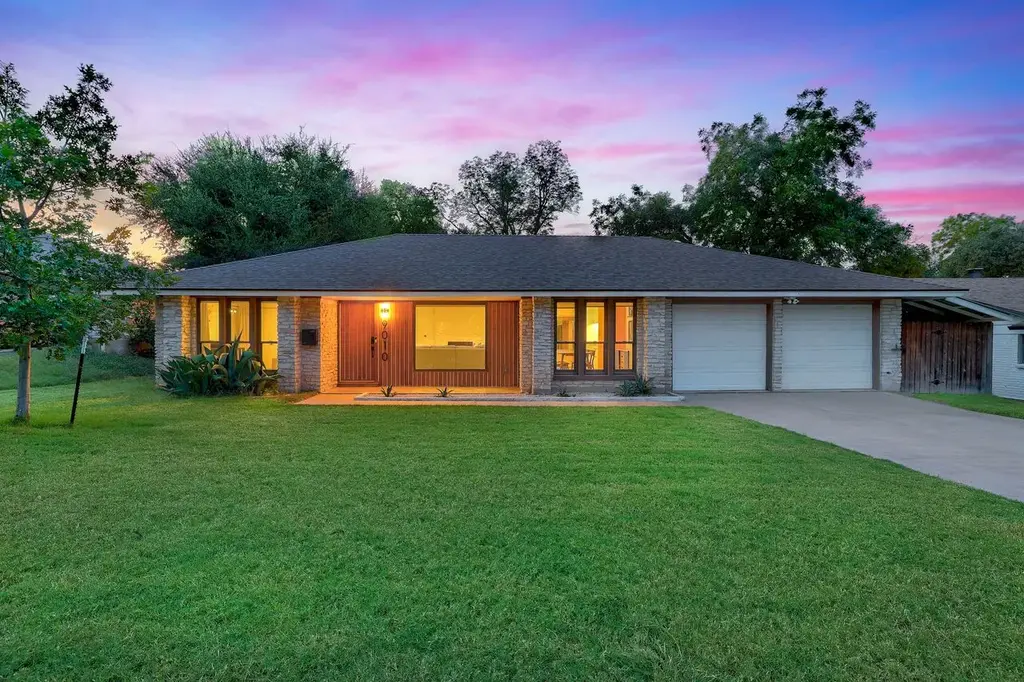 9010 Laurel Grove Dr, Austin
