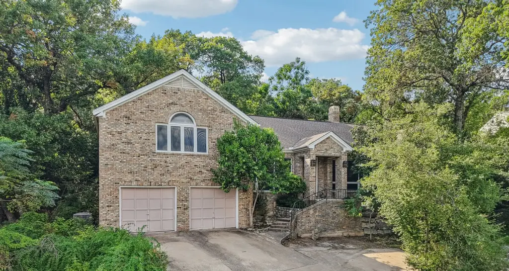 6008 Bon Terra Dr, Austin