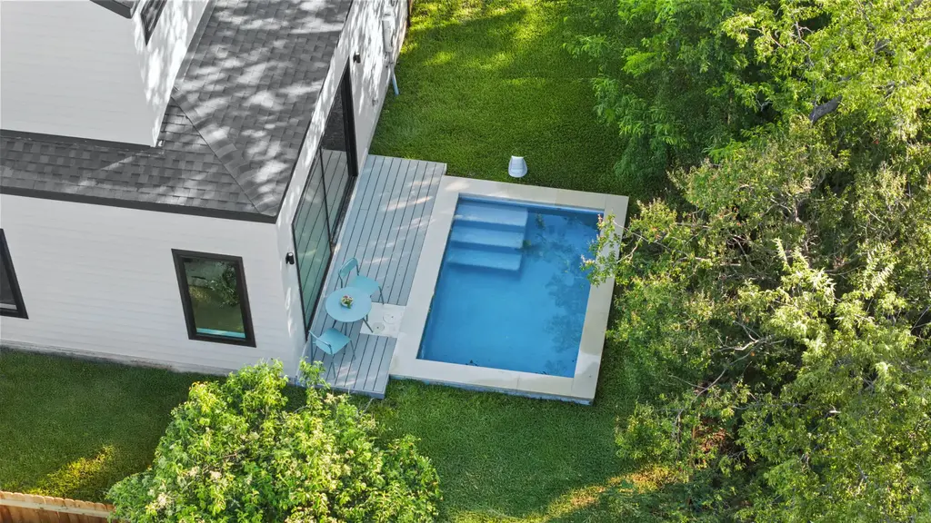 1216 Arcadia Ave 2, Austin