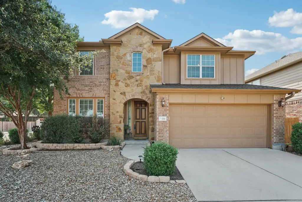 719 Walsh Hill Trl, Cedar Park
