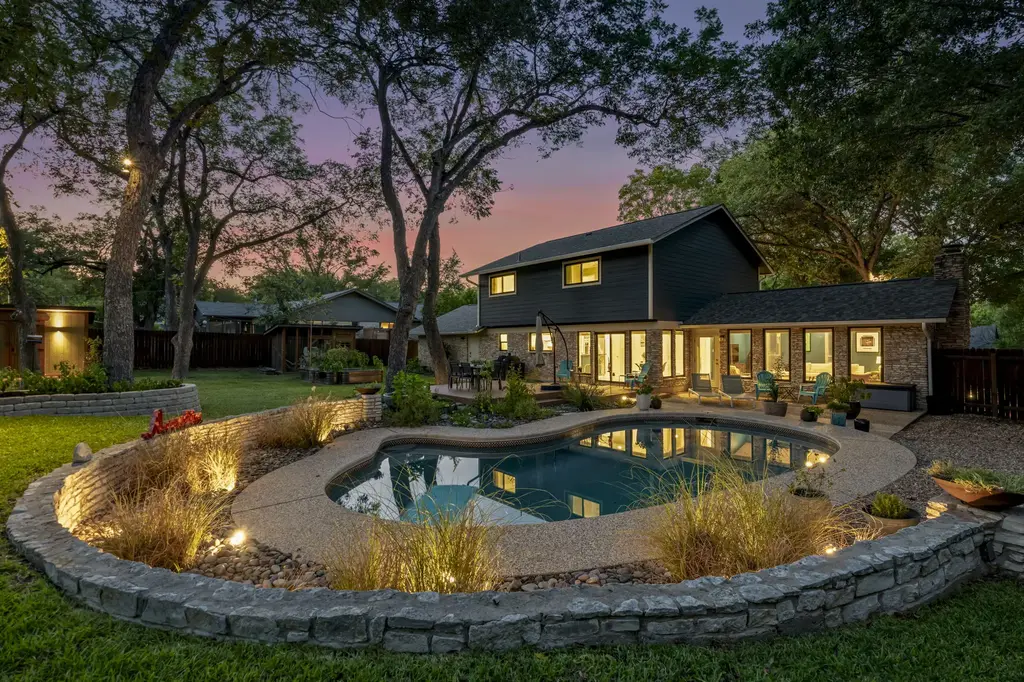 2409 Lancaster Dr, Austin