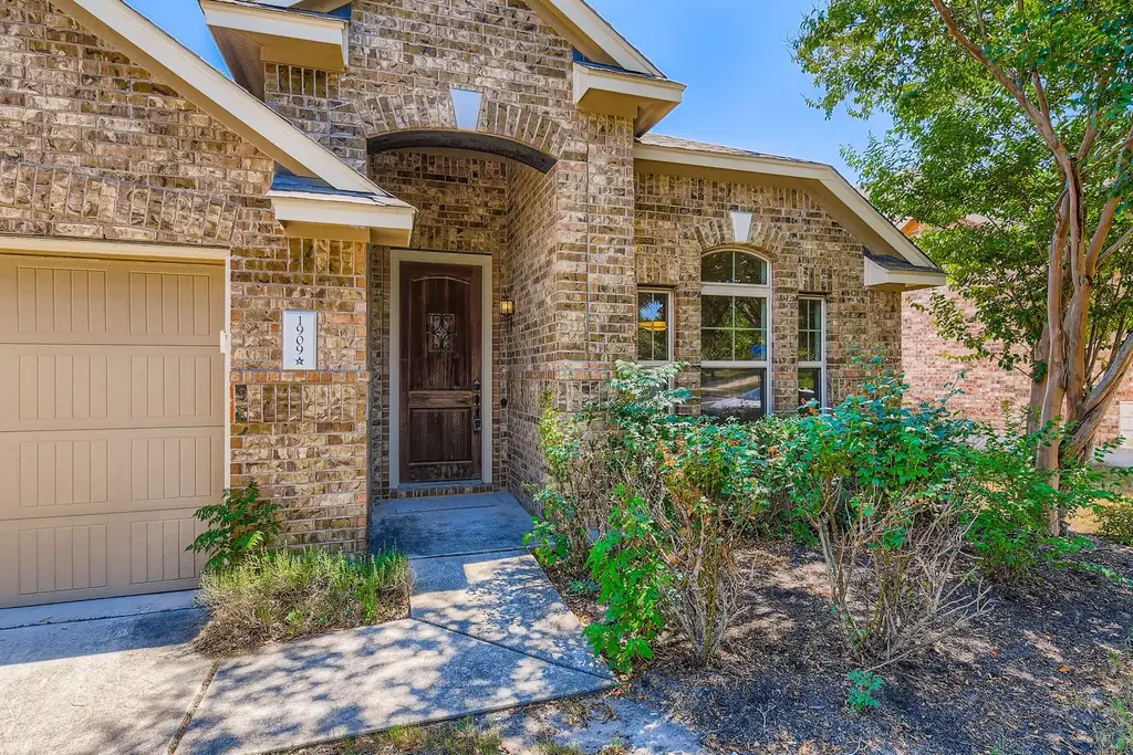 1909 Tranquility Ln, Pflugerville