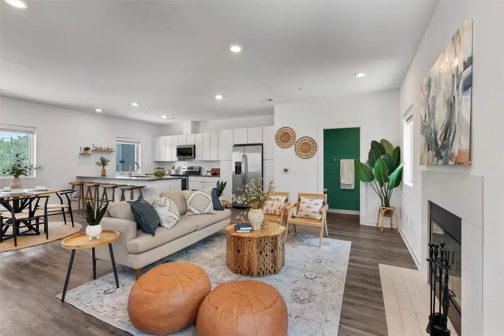 5924 S Congress Ave 53-s, Austin