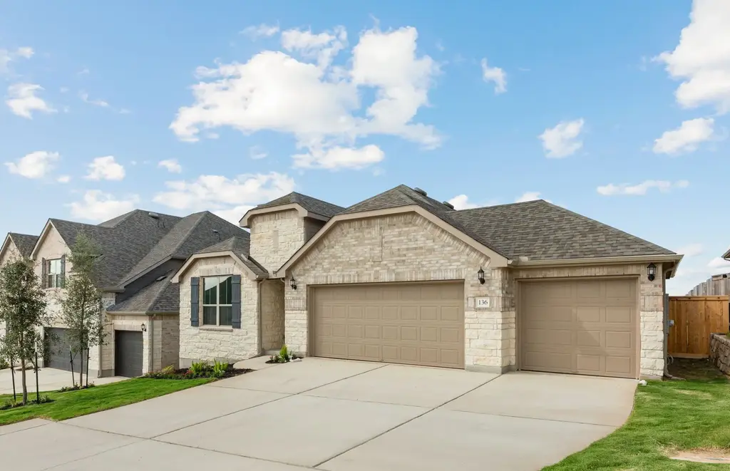 136 Elm Ridge Way, Georgetown