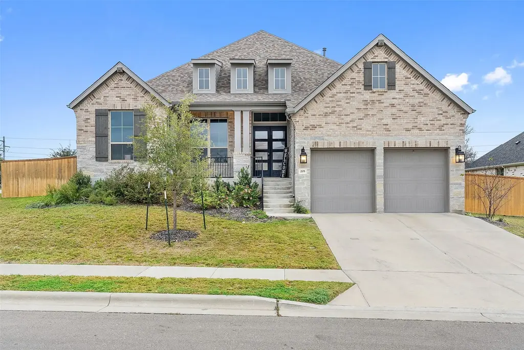 205 Quiet Oak Rd, San Marcos