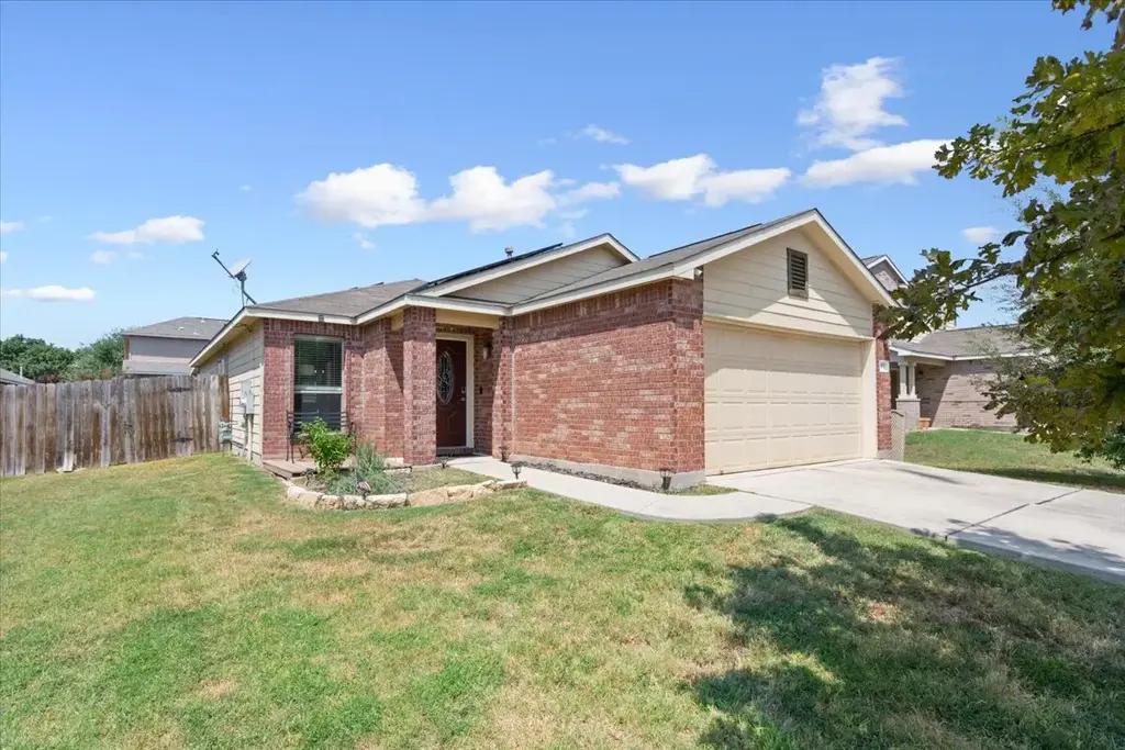 102 Wells Bnd, Hutto