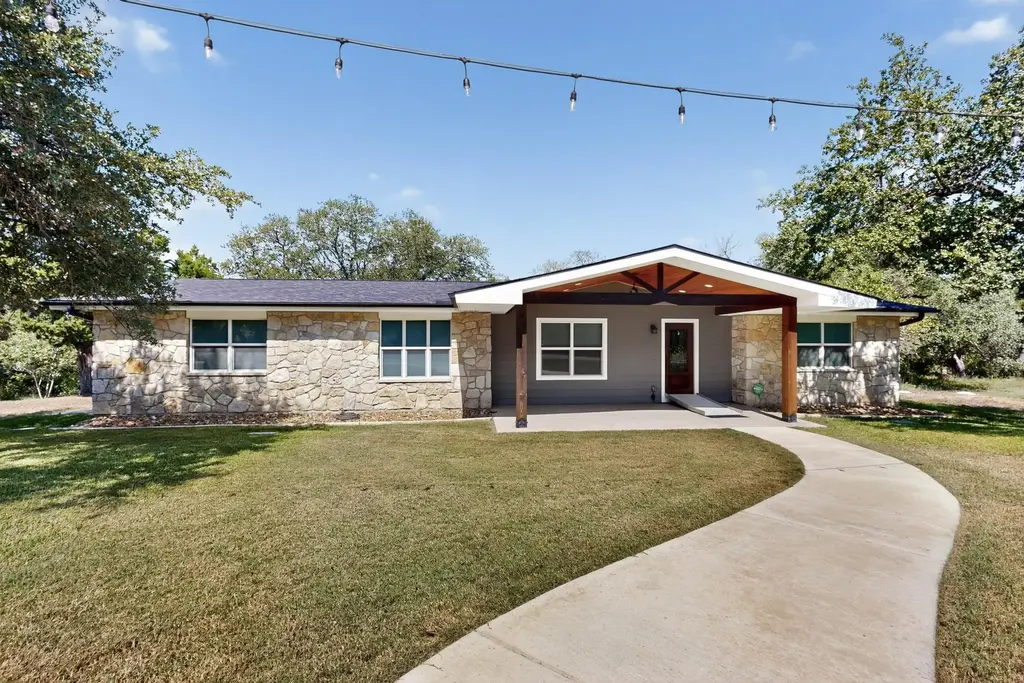 4500 Valley View Rd, Leander