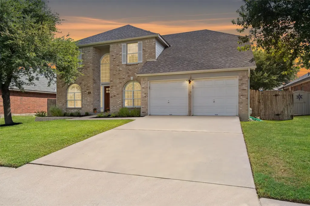 1009 Pioneer Bend Dr, Pflugerville