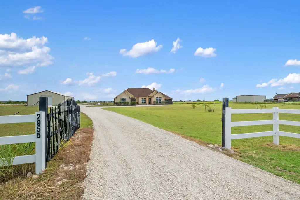 2955 County Road 100, Hutto