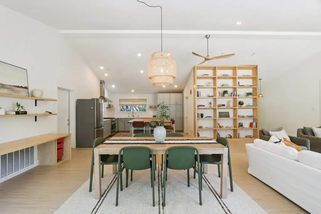 1111 N Canyonwood Dr, Dripping Springs