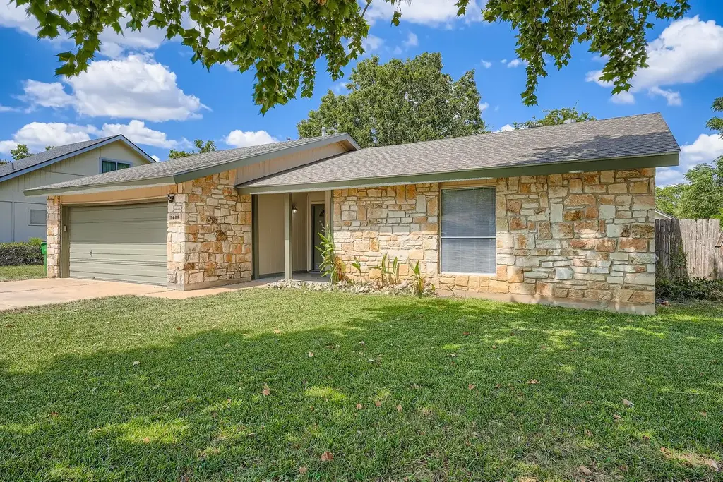 1408 Wroxton Way, Round Rock