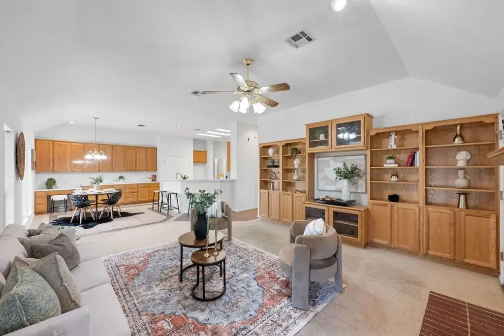 4917 Flaming Oak Cv, Austin