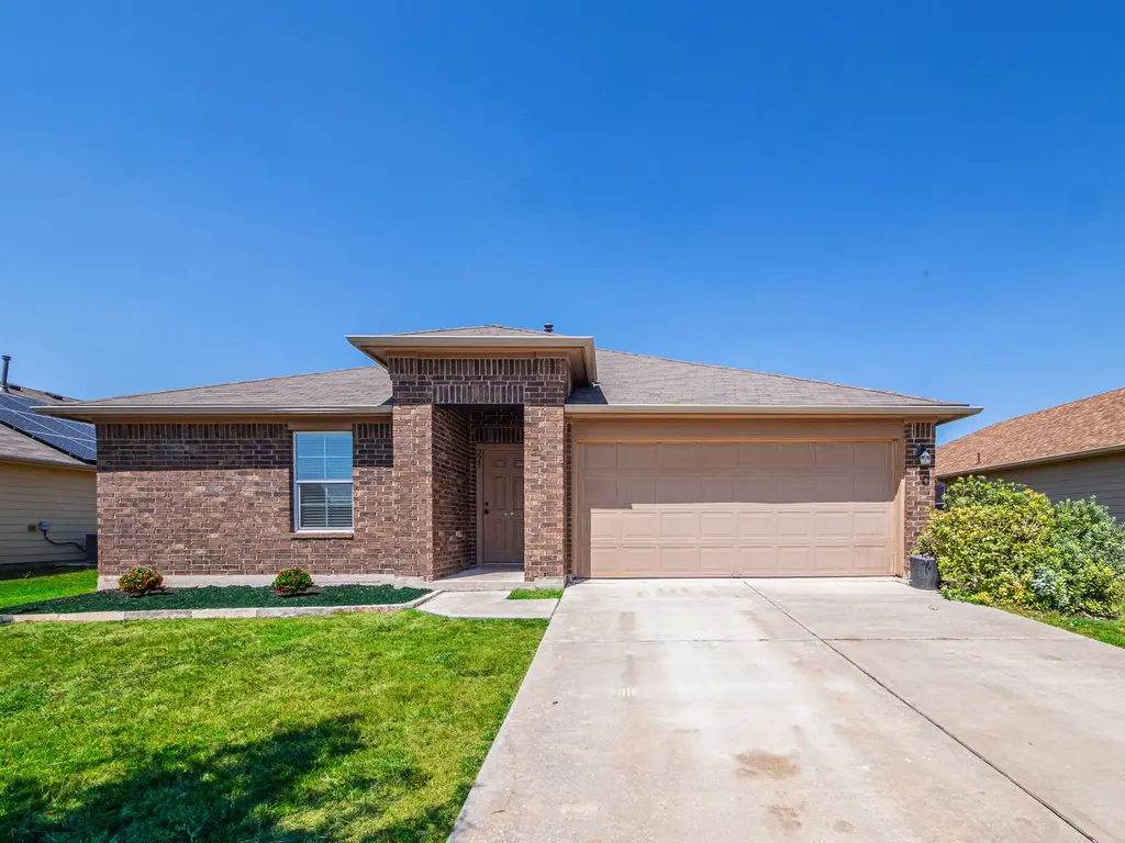 229 Camellia Dr, Hutto