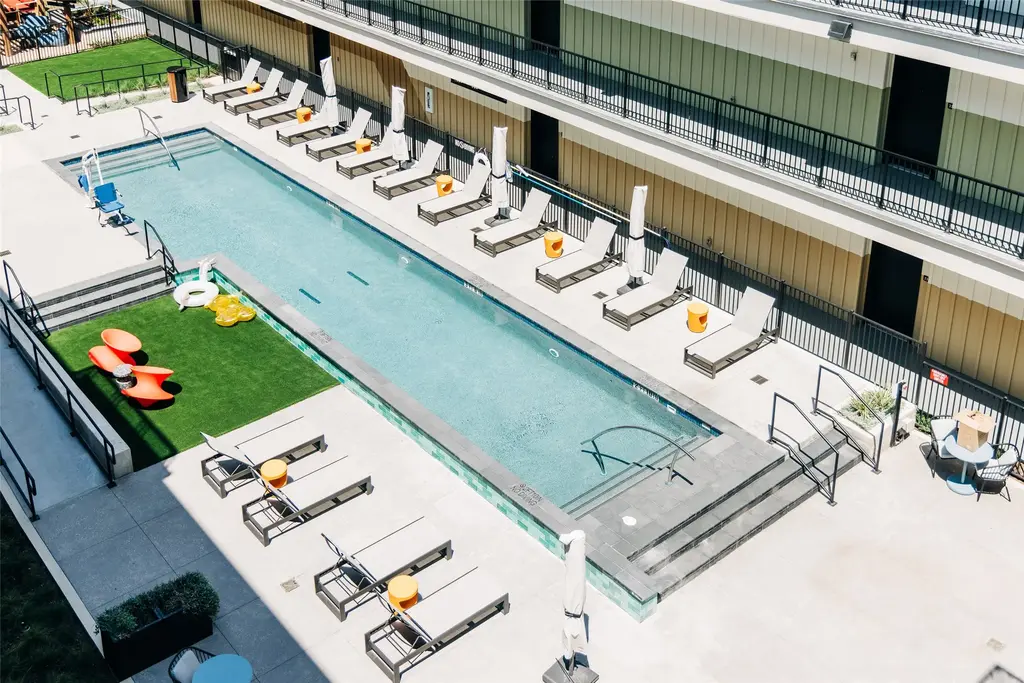 4315 S Congress Ave 318, Austin