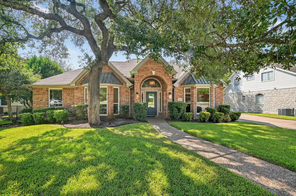 3201 Barton Point Cir, Austin