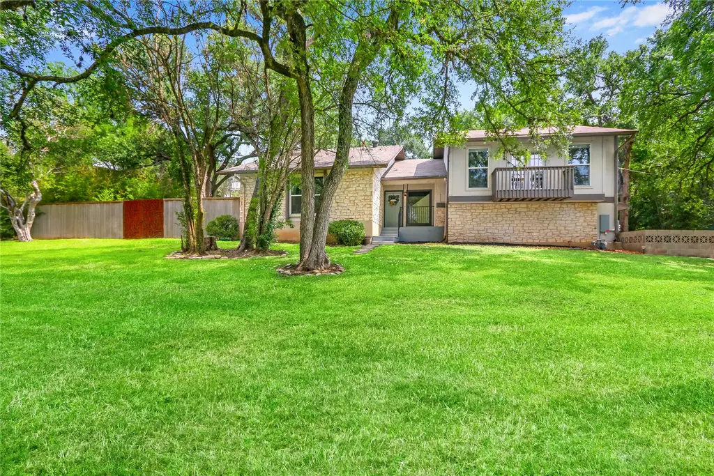 6203 Breeze Way, Austin