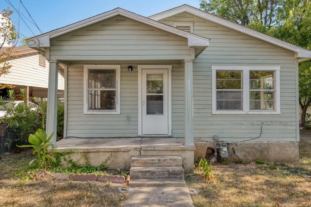622 W Odell St, Austin