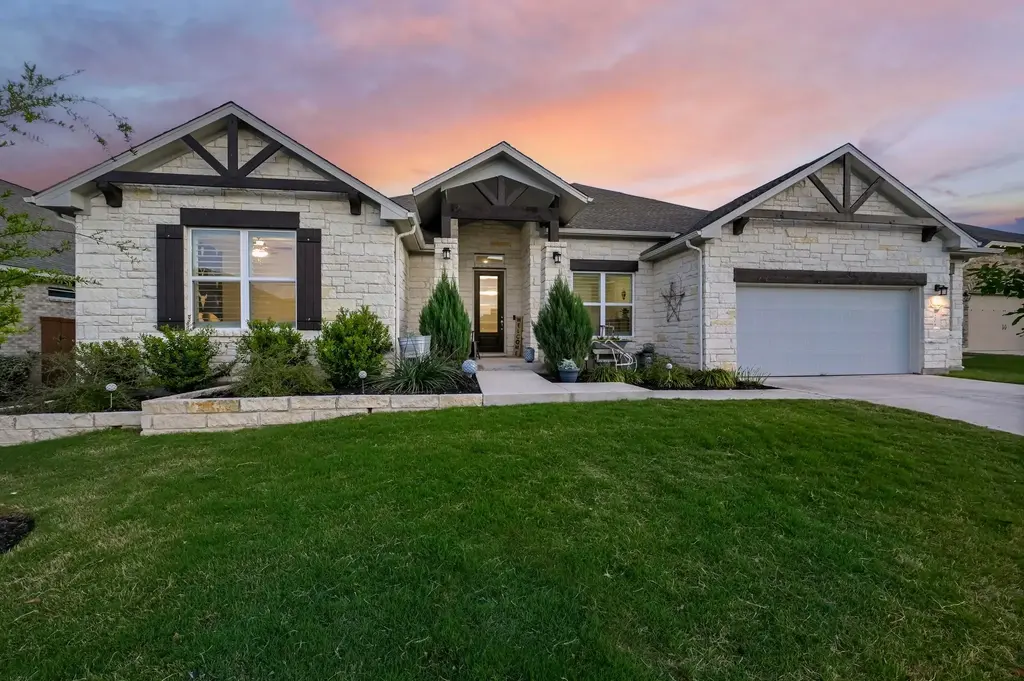 208 Milano Dr, Liberty Hill