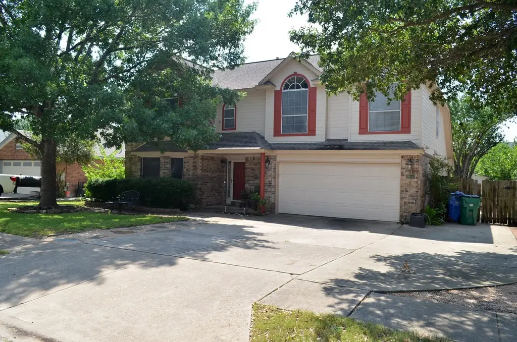 805 Clarence Bohls Ln, Pflugerville
